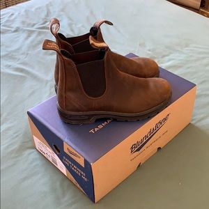 Blundstones 1609s